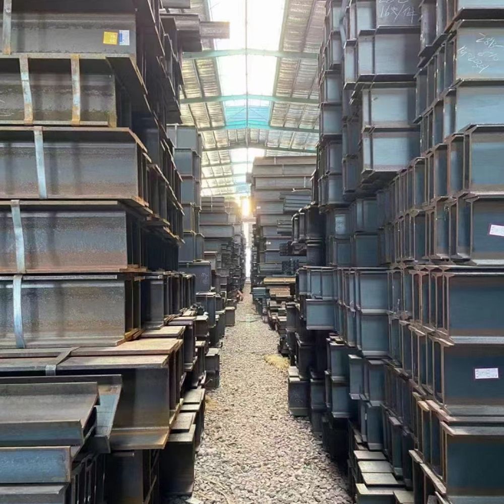 بيع المصنع مباشرة من الصلب I / H Beam بسعر جيد في بناء جسر المخزون